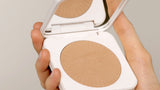 jane iredale - PureBronze Matte Bronzer Refill - Light - Bronzer - jane iredale Mineral Make-up - ZEITWUNDER Onlineshop - Kosmetik online kaufen